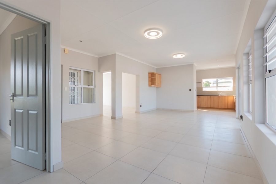 4 Bedroom Property for Sale in Country Club Western Cape